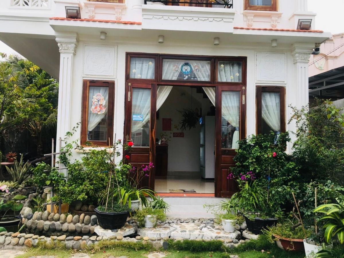 Lagi 1001 Nights Hotel Bagian luar foto