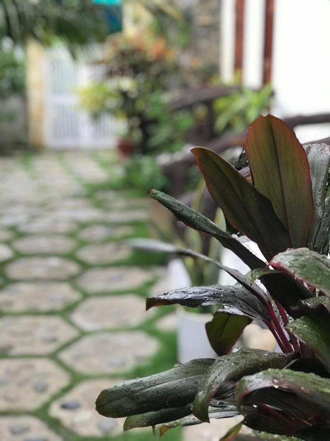 Lagi 1001 Nights Hotel Bagian luar foto